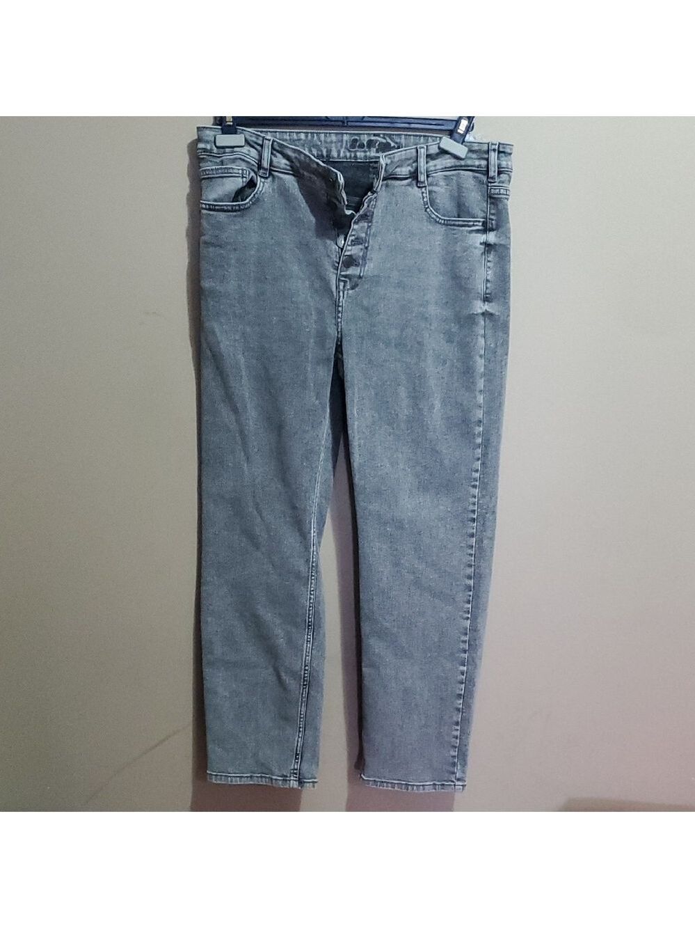 Bootlegger High Rise Straight Leg Button Fly Grey Wash Jeans Size 31